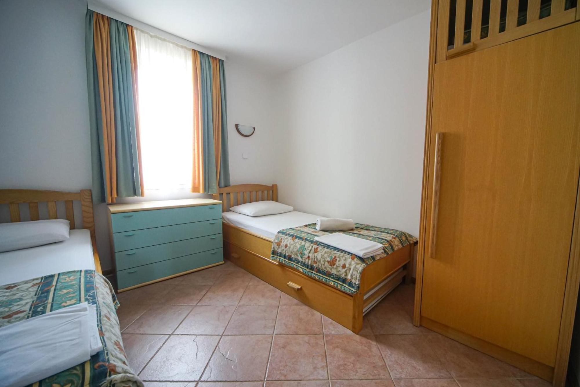 אומאג Apartments And Rooms Degra חדר תמונה