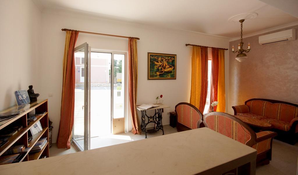 אומאג Apartments And Rooms Degra מראה חיצוני תמונה
